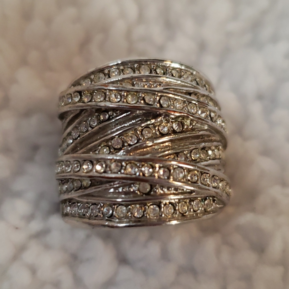 Express Ring - Picture 5 of 5